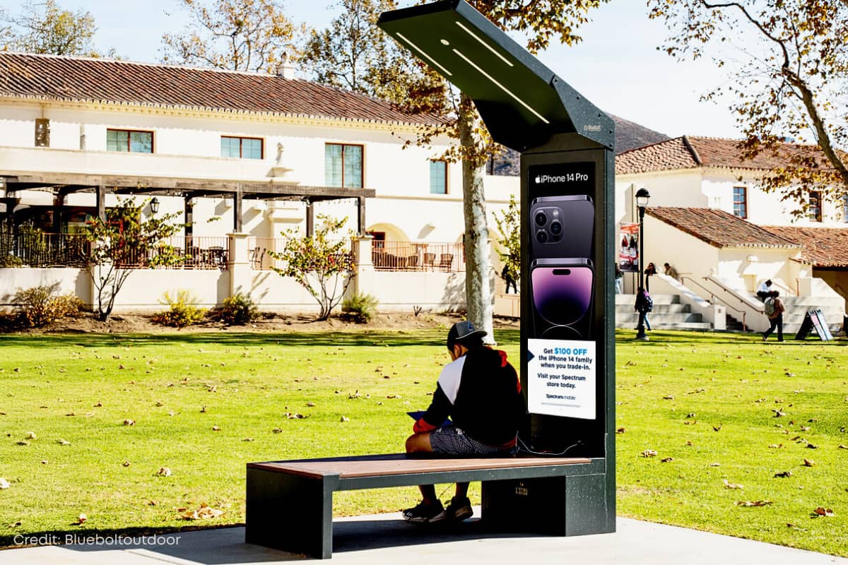 Solar benches pave the way for a bright future – EcoHappy